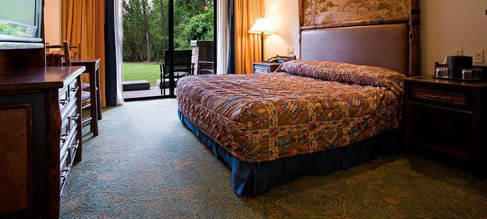 Disney'S Wilderness Lodge Lake Buena Vista Bagian luar foto